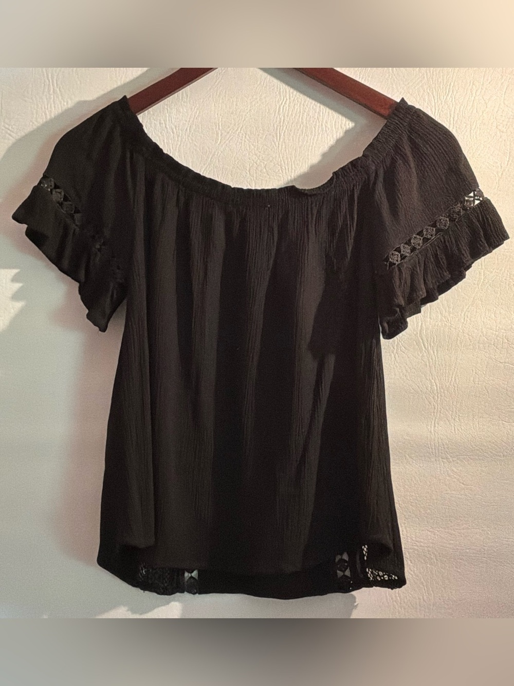 🌙✨ Ambiance Black Off-Shoulder Lace-Trim Peasant Top - Picture 2 of 11